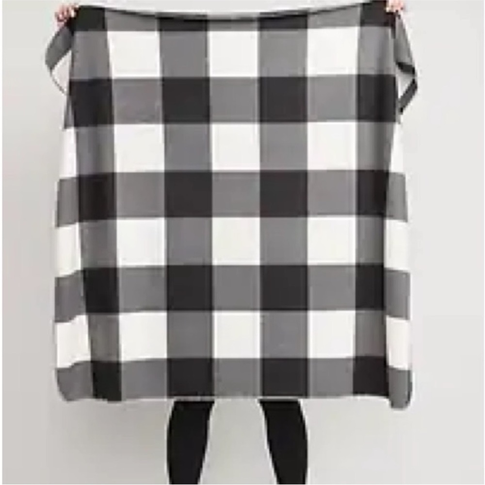 Old Navy Black and White Check Throw Blanket